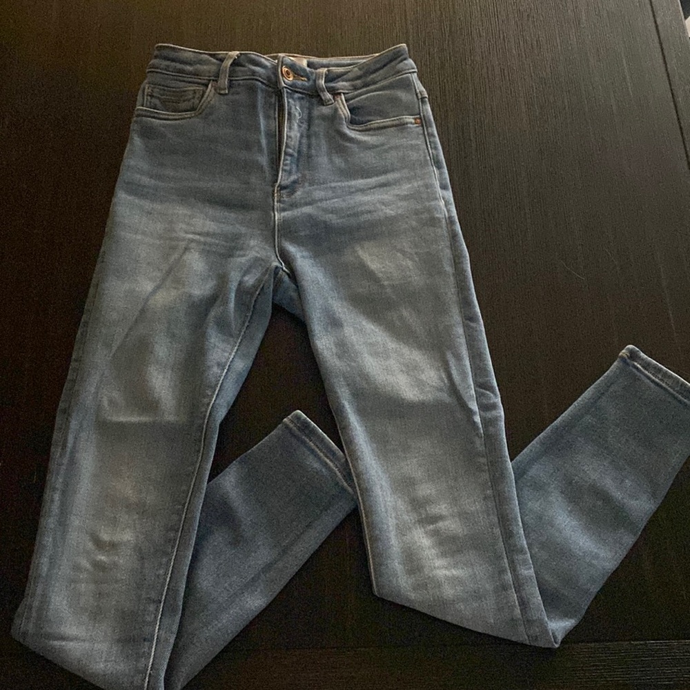 ONLY blue denim jeans anno 1995. Size 26/38 (S/M)